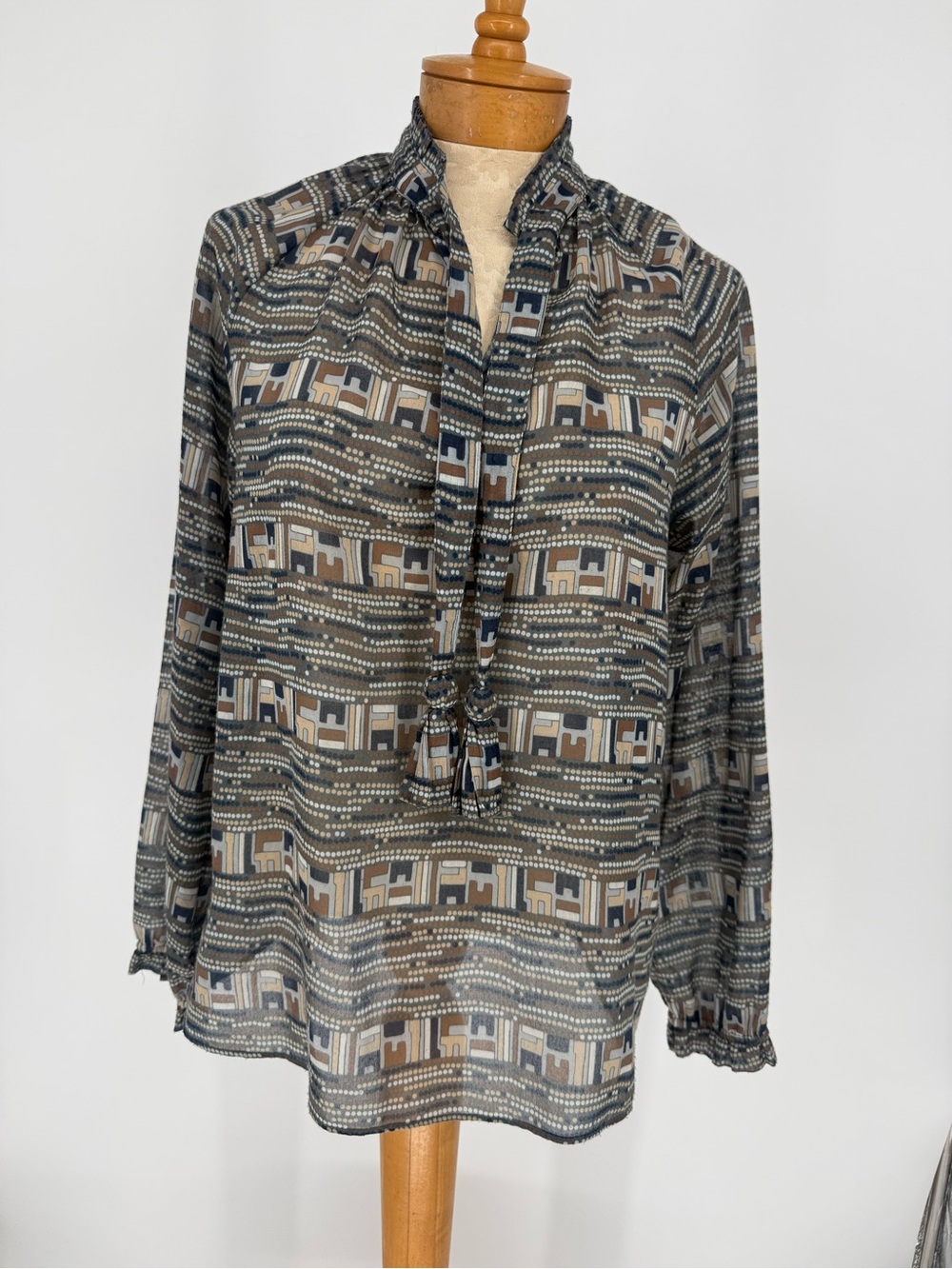 Calypso Geometric Print Sheer Long Sleeve Blouse sz M